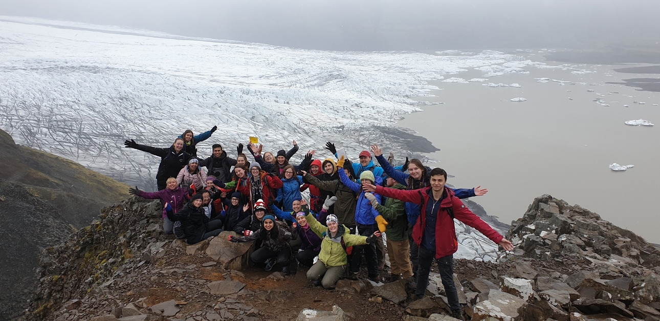 26 Science studnets did a 12 day field course in Iceland