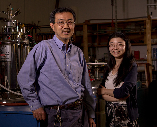 Takashi Imai, Physics, and graduate student, Mingxuan Fu